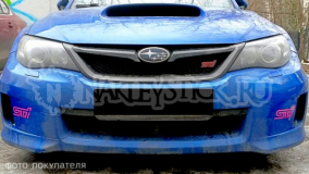 Наклейка "STI" на Субару