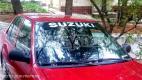 Наклейка полоса "Suzuki" на лобовое стекло