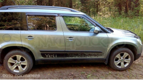 Комплект наклеек-полос на борт автомобиля Шкода Yeti, вид 2