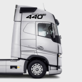 Наклейки "440 FH13" на Вольво серии FH