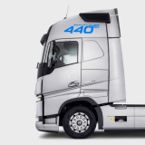 Наклейки "440 FH13" на Вольво серии FH