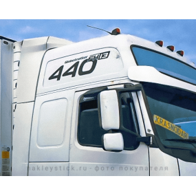 Наклейки "440 FH13" на Вольво серии FH, 2 шт