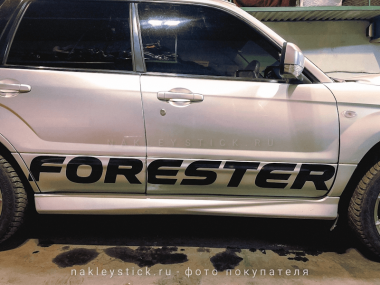 Наклейка на авто "Subaru Forester"
