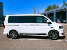 Акцентные полосы "Edition 25" на Volkswagen Transporter, вид 1