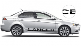 Комплект наклеек "Lancer" на Митсубиши Лансер